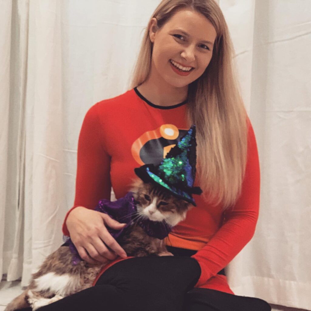 Anikka Albrite: Biography, Career, Net Worth & Life Story 2026