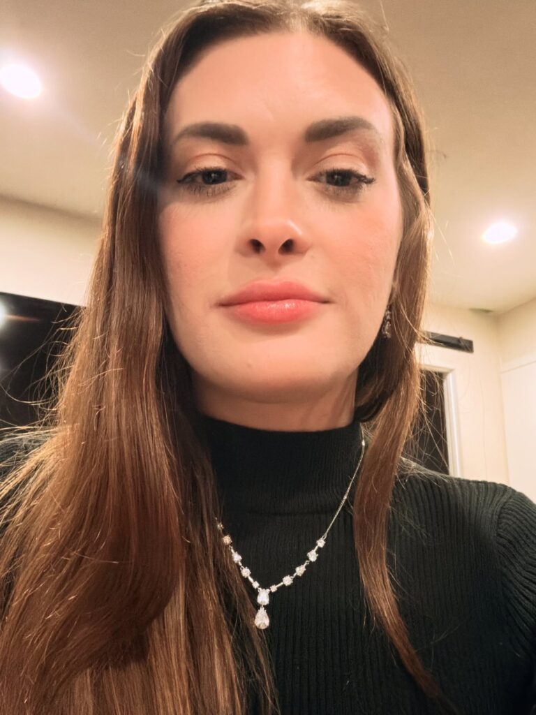 Who Is Lindsay Lee? Biography, Age, Career & Net Worth