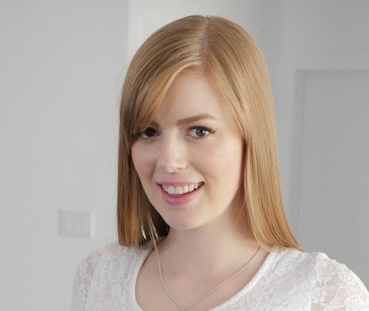 Who Is Dolly Leigh? Age, Career, Height & Net Worth